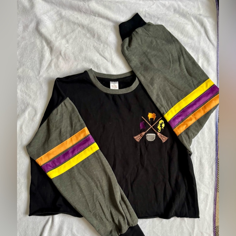 Hocus Pocus cropped sweatshirt